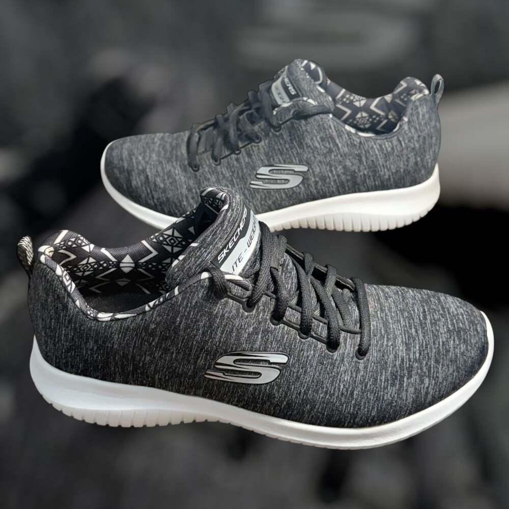 Womens Skechers Ultra Flex Charcoal Heather Lite-Weight Walking Shoes Sz 10